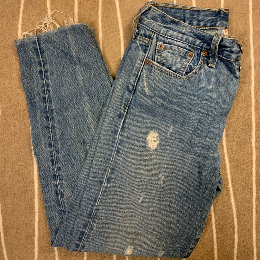 Wedgie Levi’s jeans